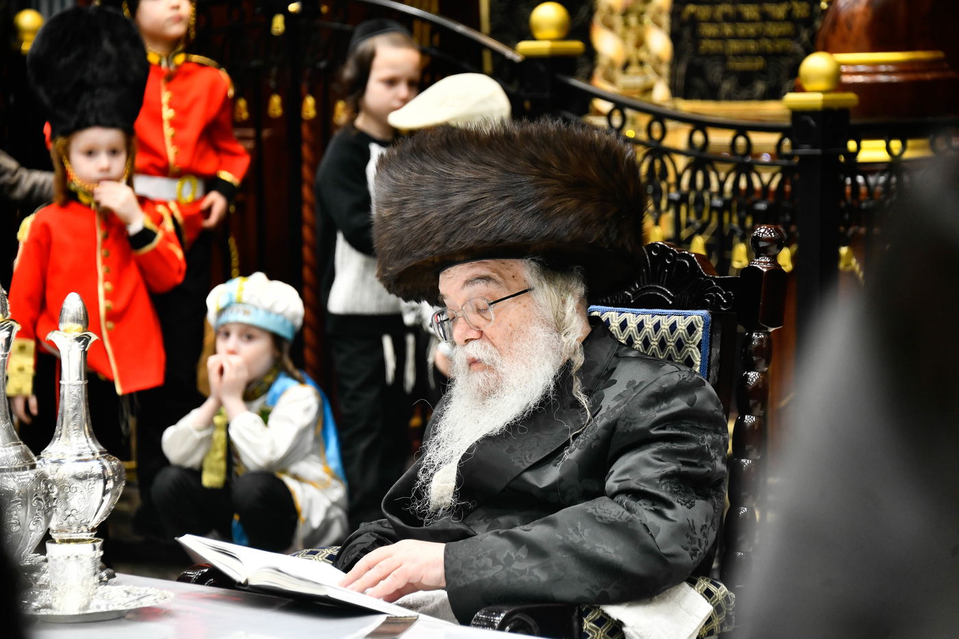 פורים בחצה"ק דארג