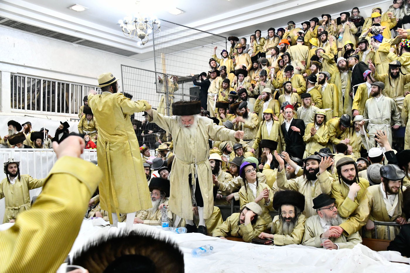 פורים בחצה"ק תולדות אהרן