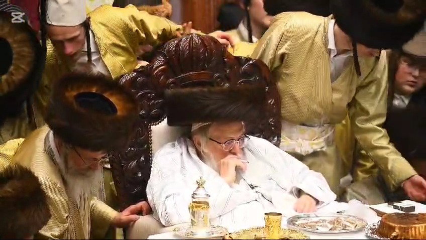 פורים בחצה"ק תולדות אברהם יצחק