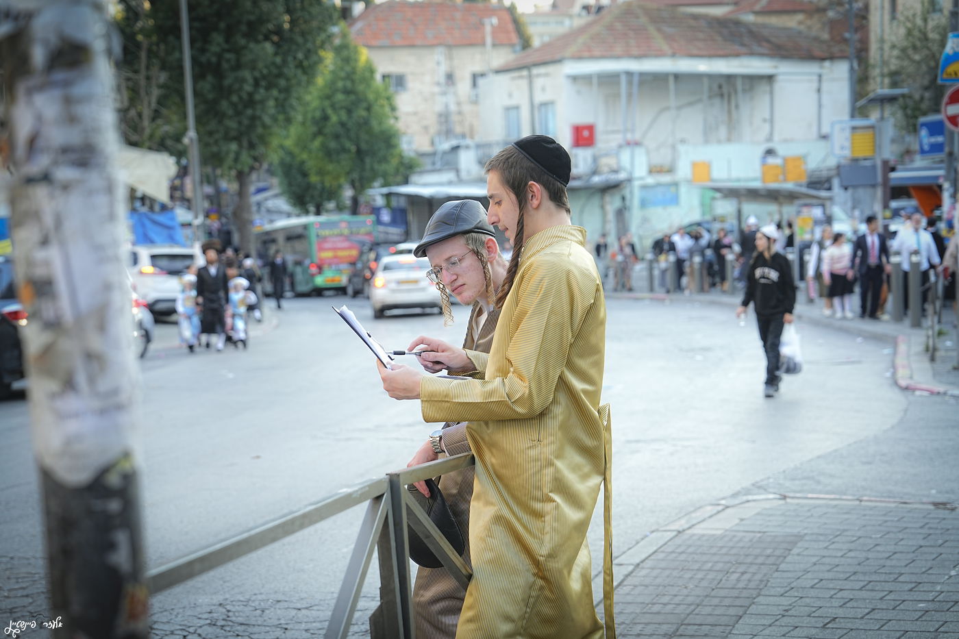 פורים ברחובות ירושלים