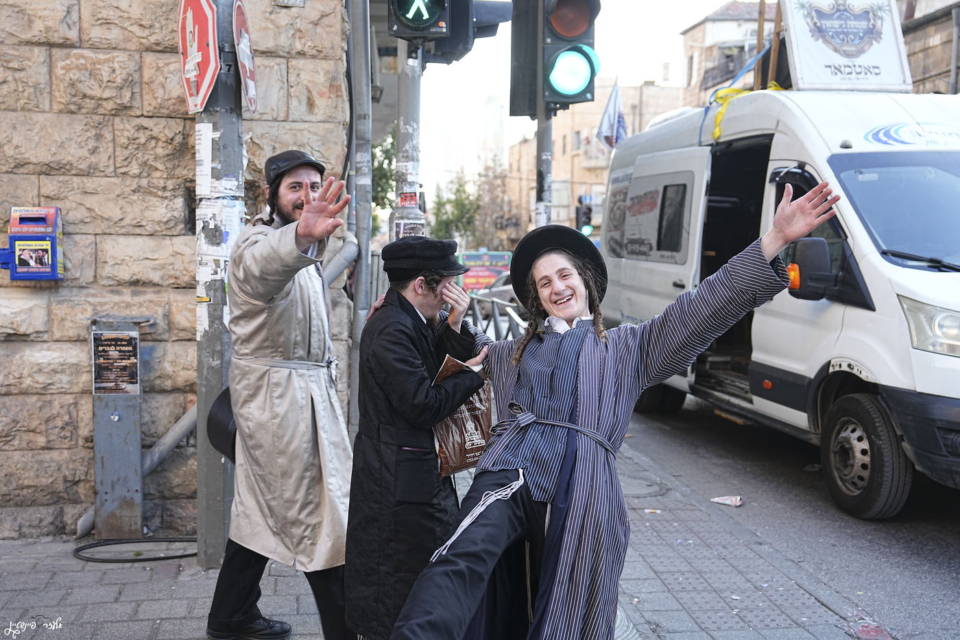 פורים ברחובות ירושלים