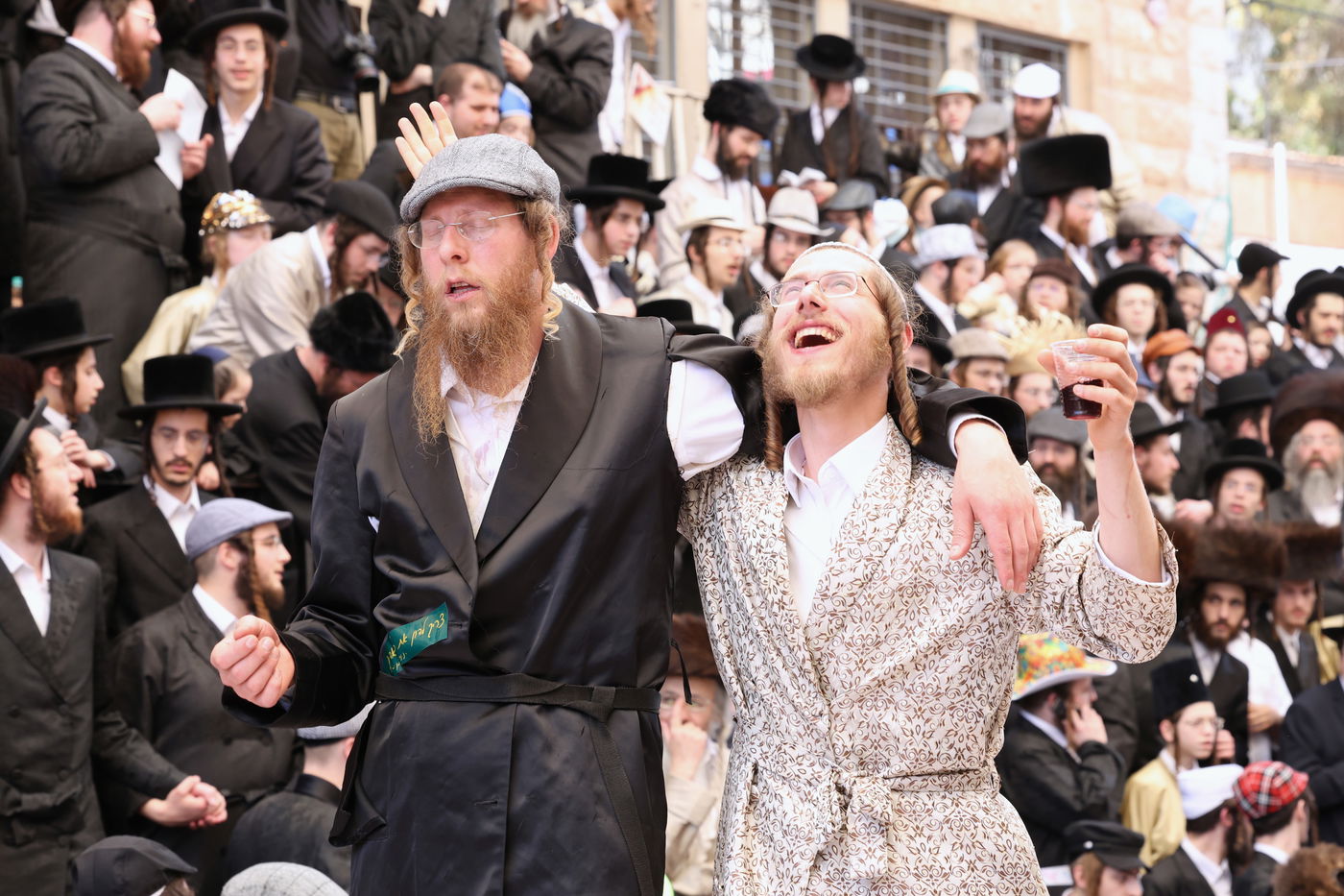 פורים אצל הגה"צ רבי יעקב מאיר שכטר