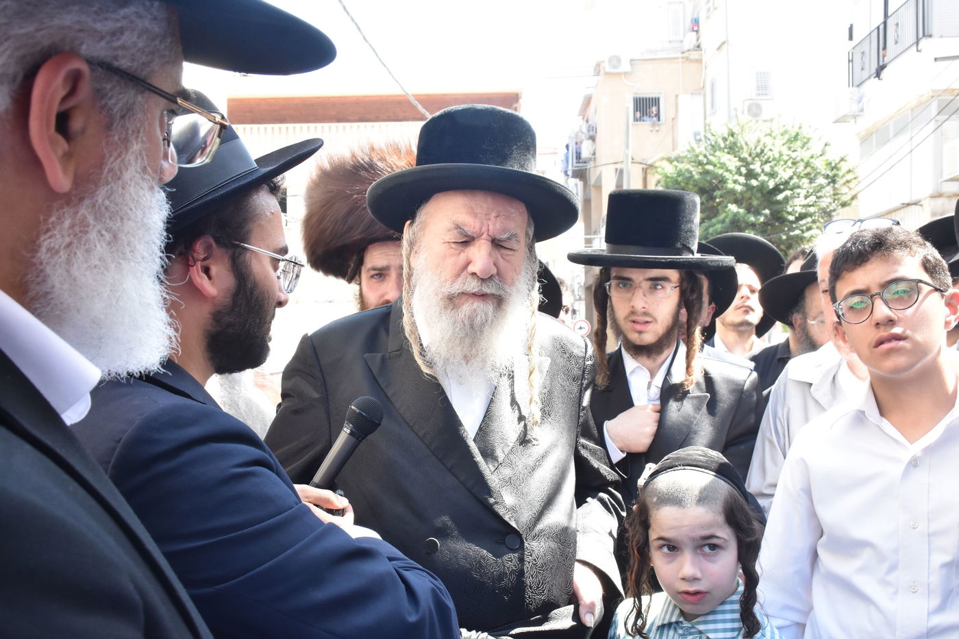 מסע הלווית הרה"ג רבי יחיאל תם זצ"ל