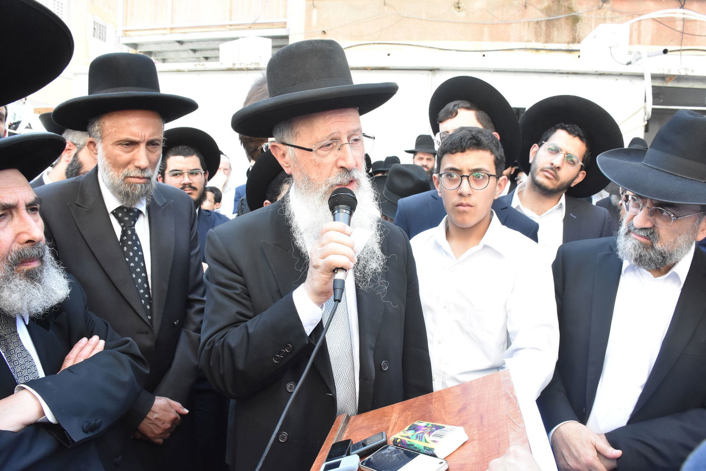 מסע הלווית הרה"ג רבי יחיאל תם זצ"ל