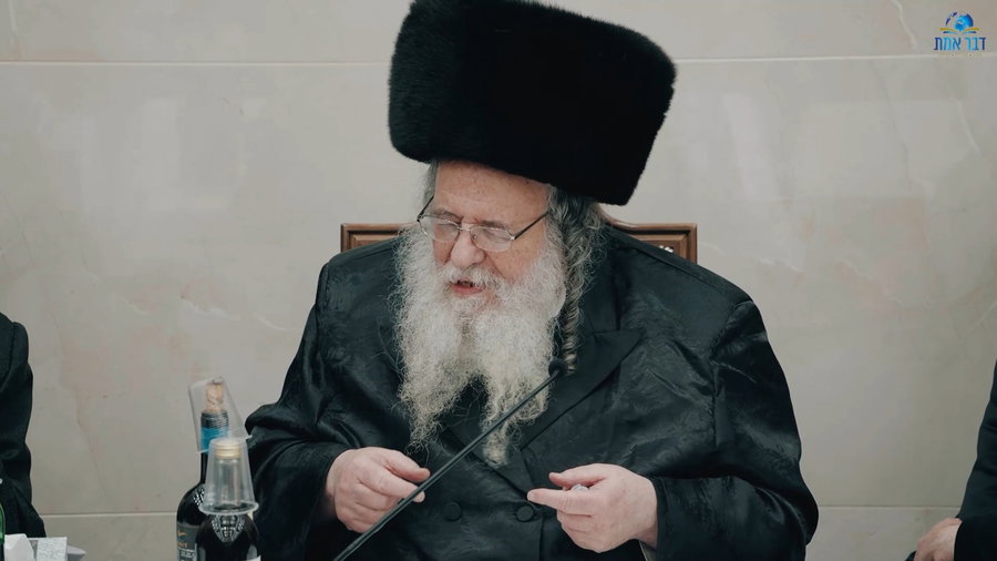 פורים אצל הראש ישיבה הגר"ש אלתר