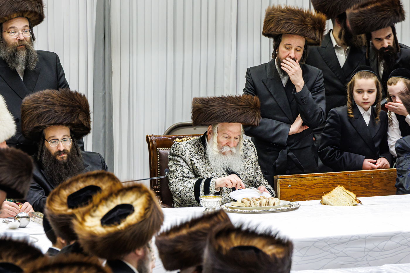 פורים בחצה"ק באבוב