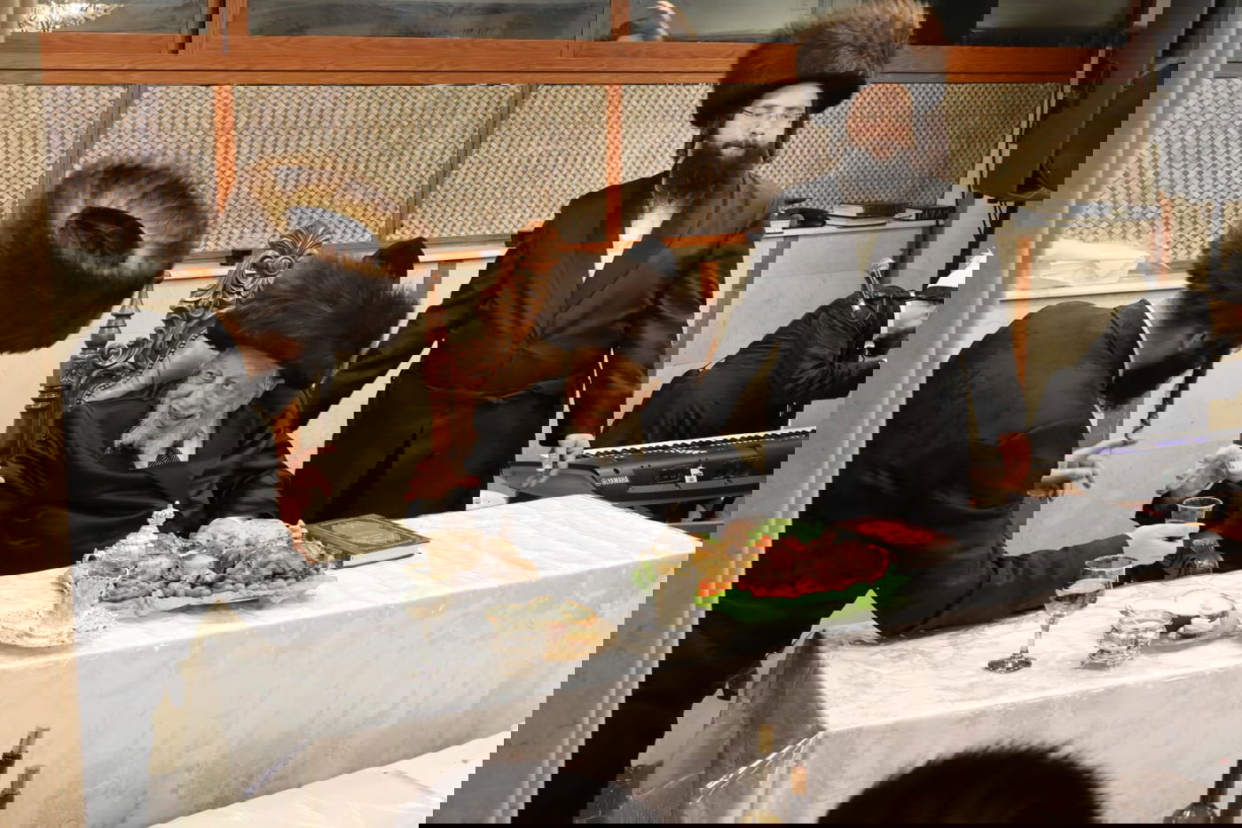 פורים בחצה"ק קופיטשניץ