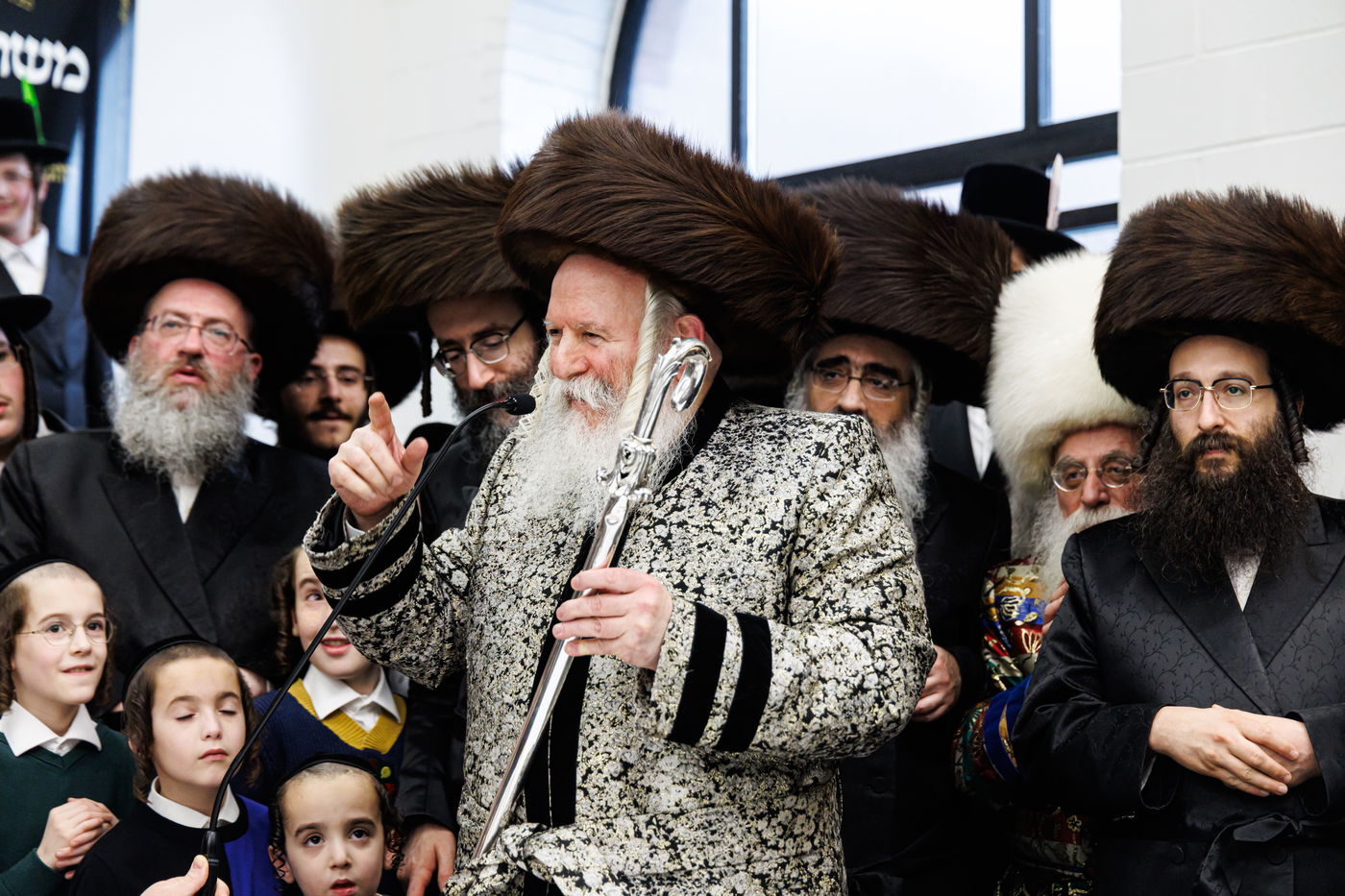 פורים בחצה"ק באבוב