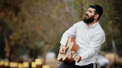 נתנאל אבקסיס בסינגל מלהיב חדש: "עילת העילות"