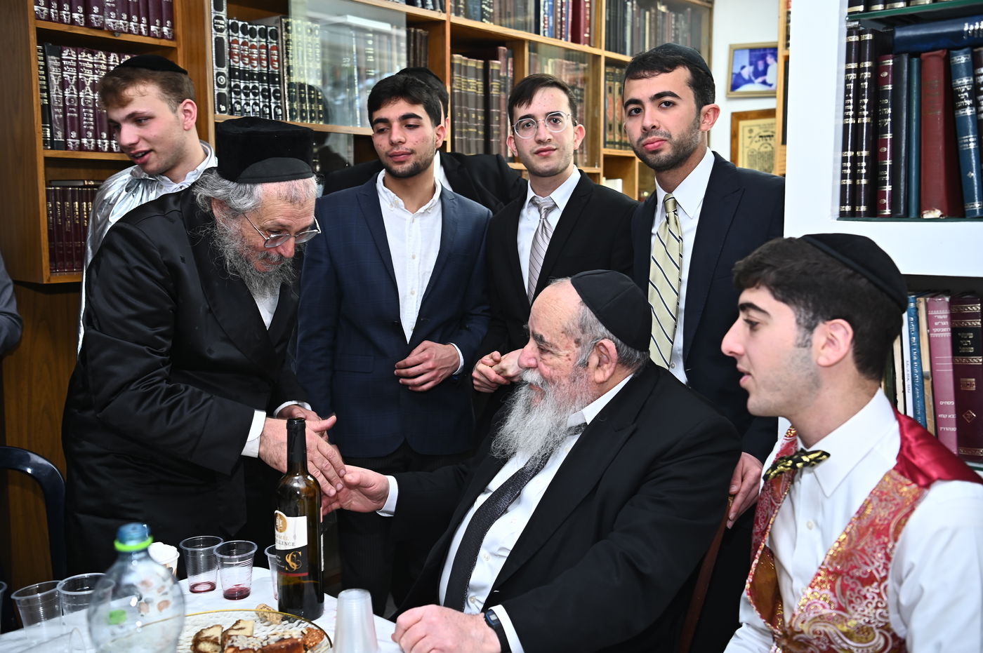 פורים אצל הגר"א סאלים