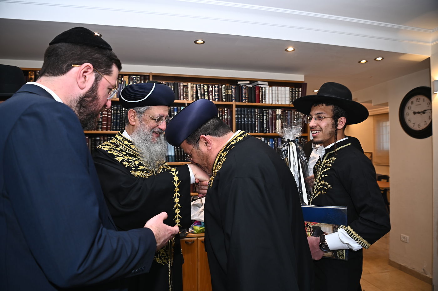 פורים אצל הגר"ד יוסף