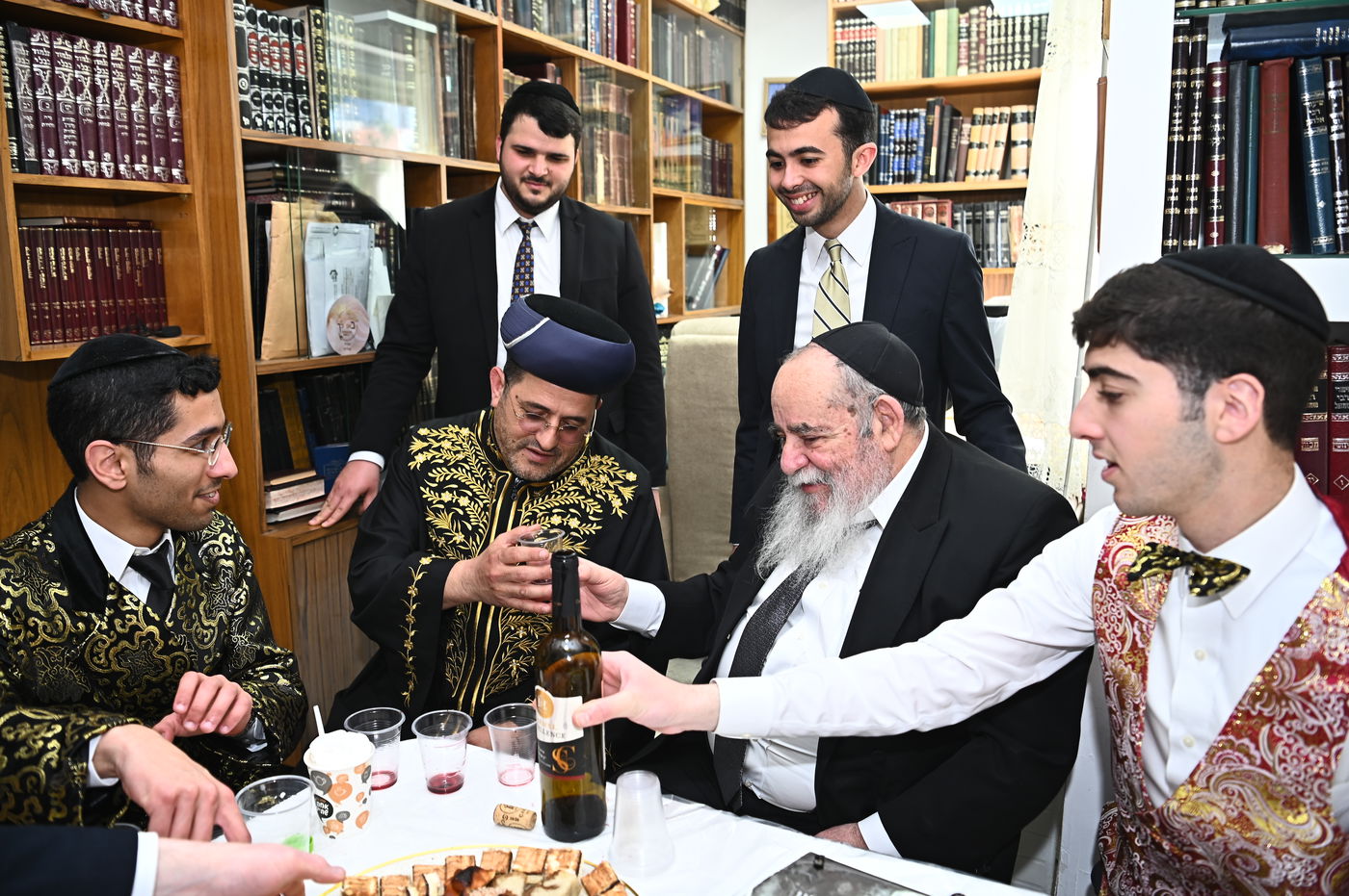 פורים אצל הגר"א סאלים