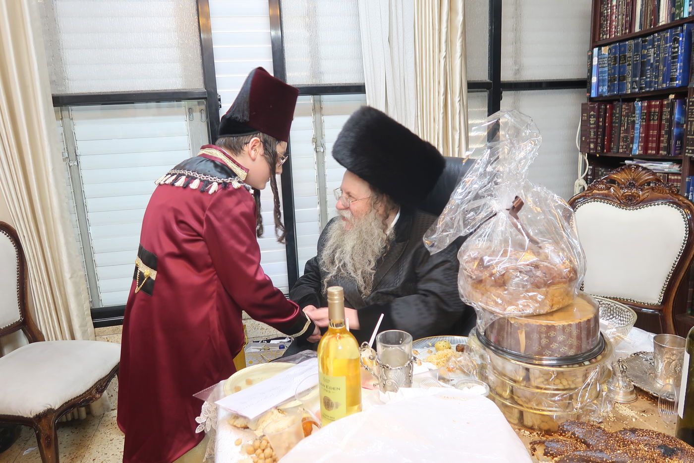 פורים אצל האדמו"ר מקוזמיר