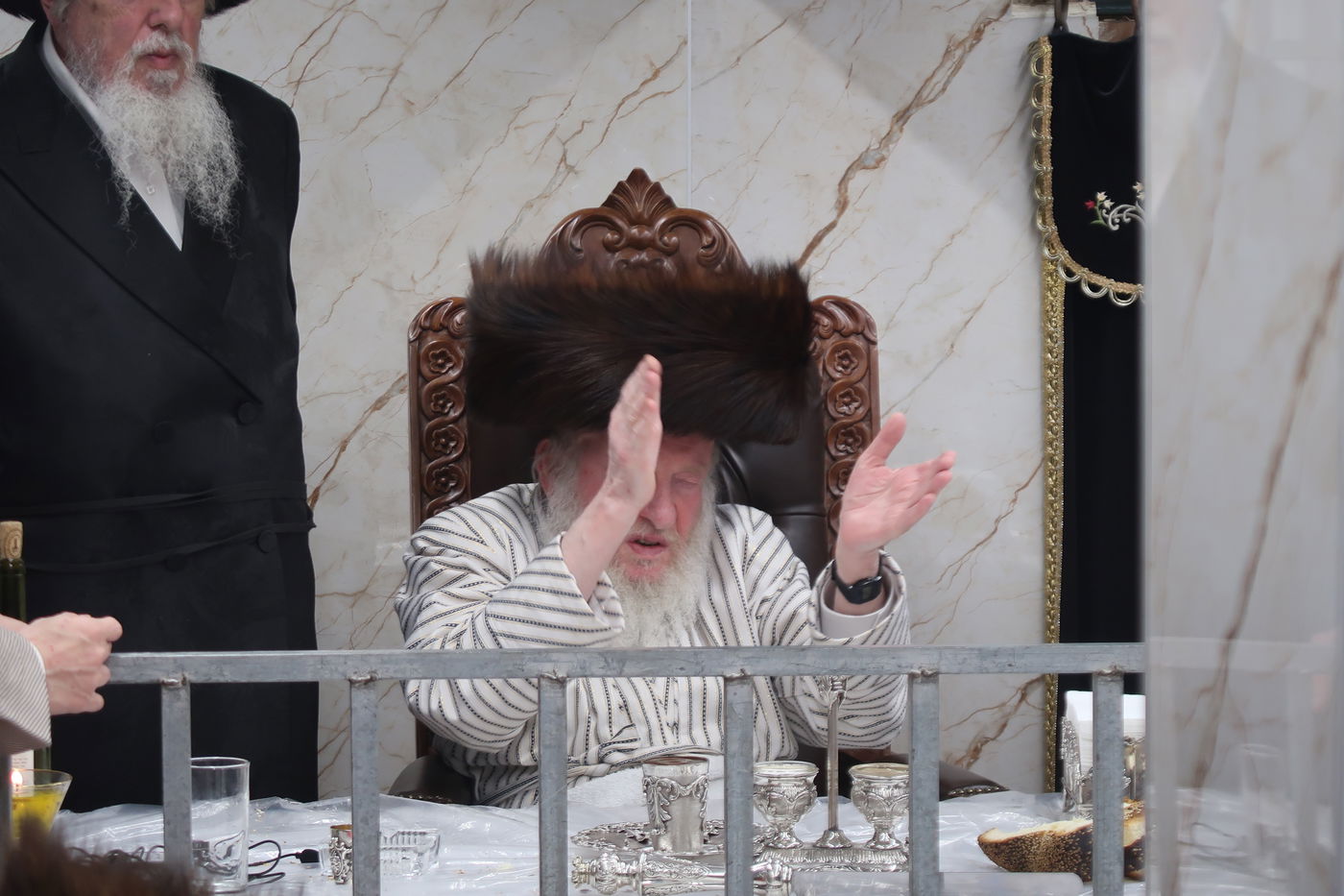 פורים אצל האדמו"ר מהרי"ד מלעלוב