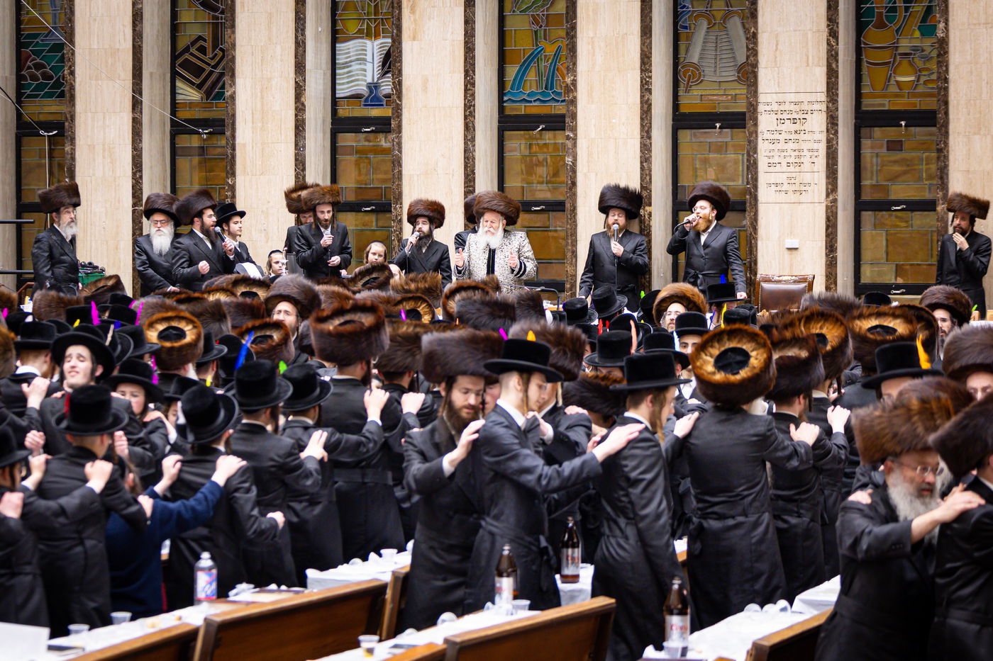 פורים בחצה"ק באבוב