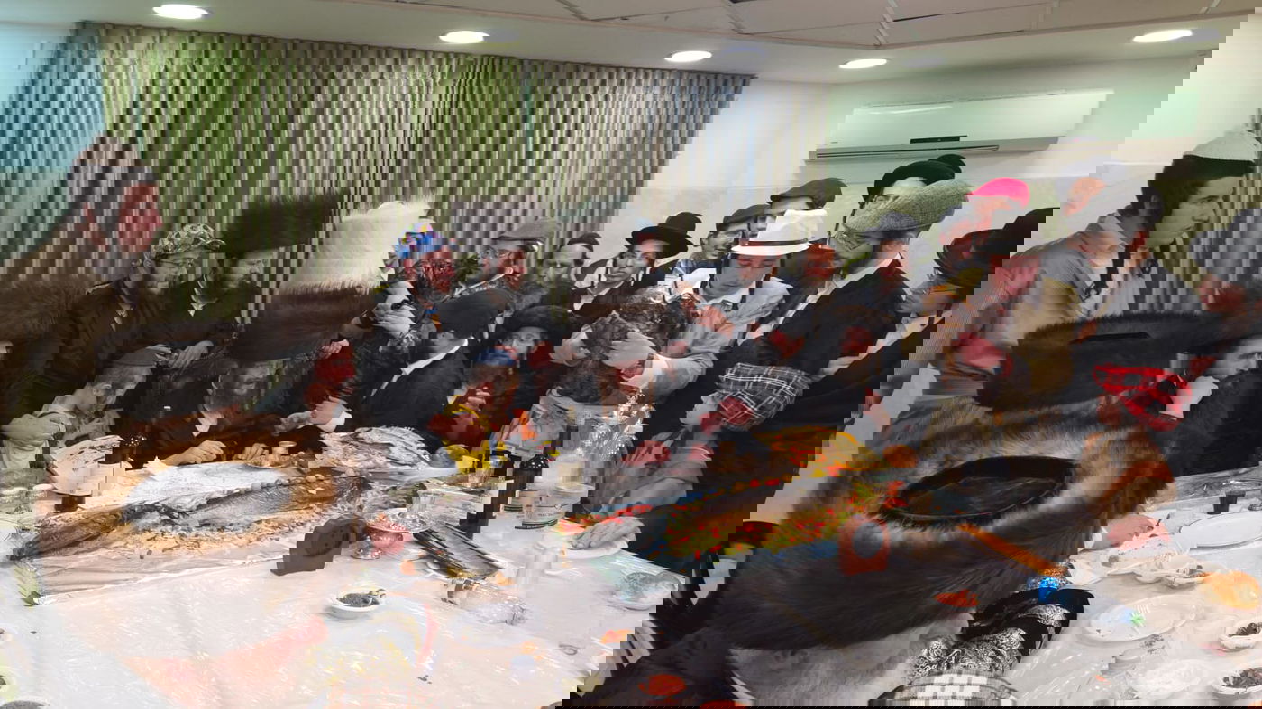 פורים בחצה"ק קאליב