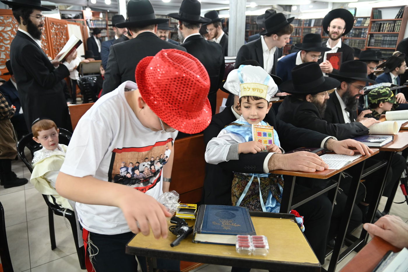 פורים אצל הגאון רבי שמעון גלאי