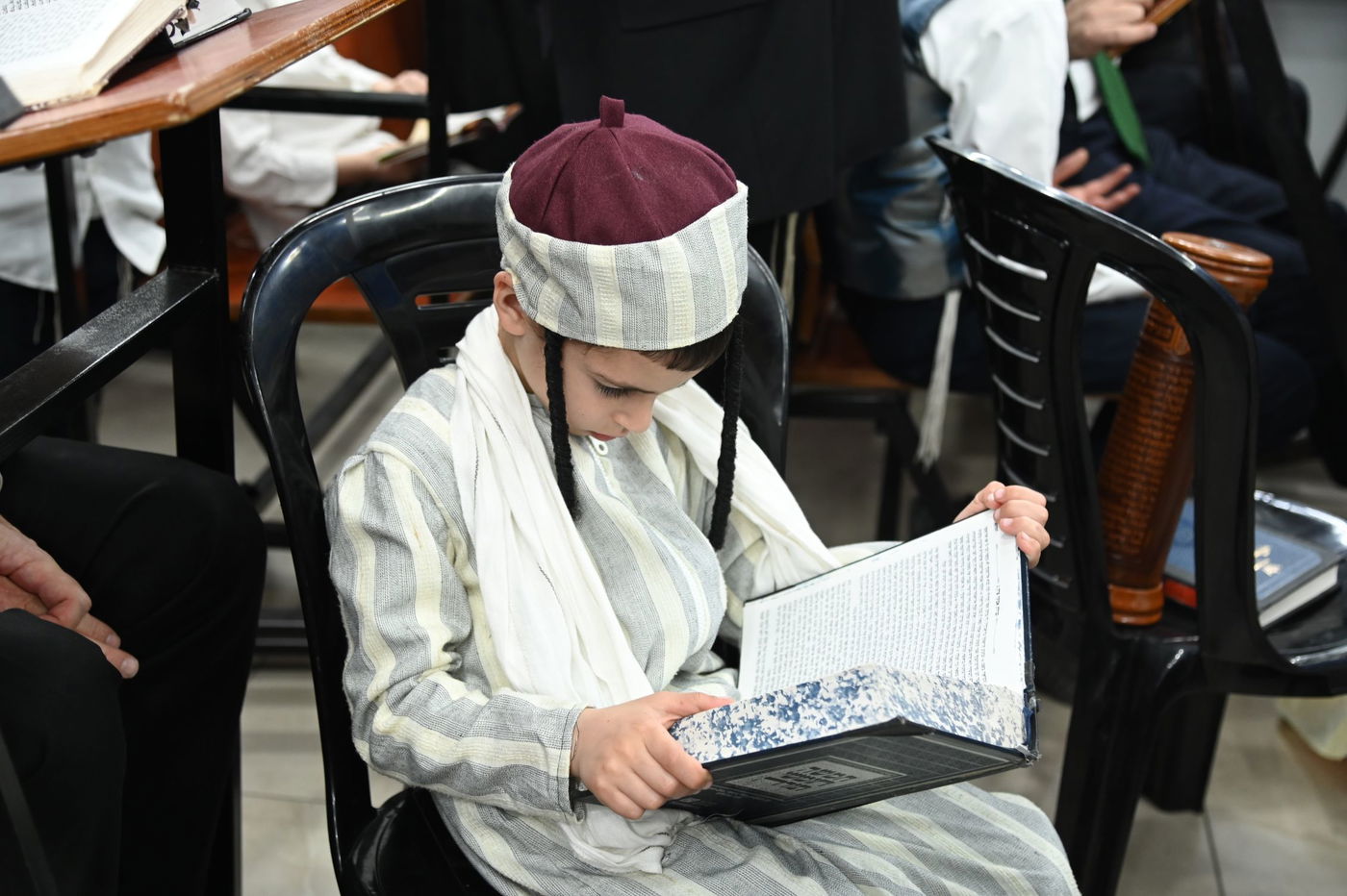 פורים אצל הגאון רבי שמעון גלאי