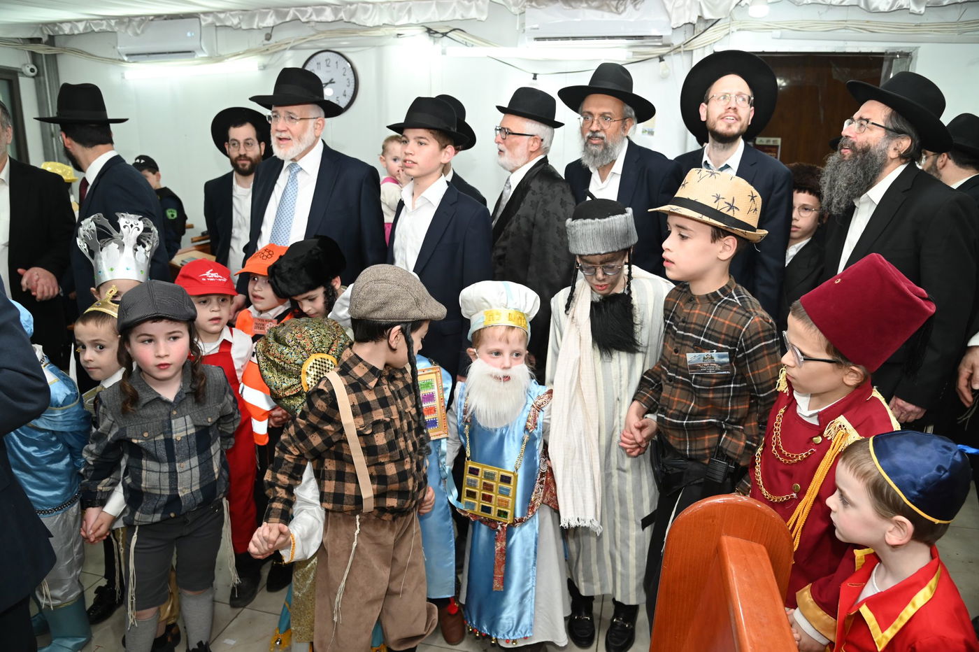 פורים אצל הגאון רבי שמעון גלאי