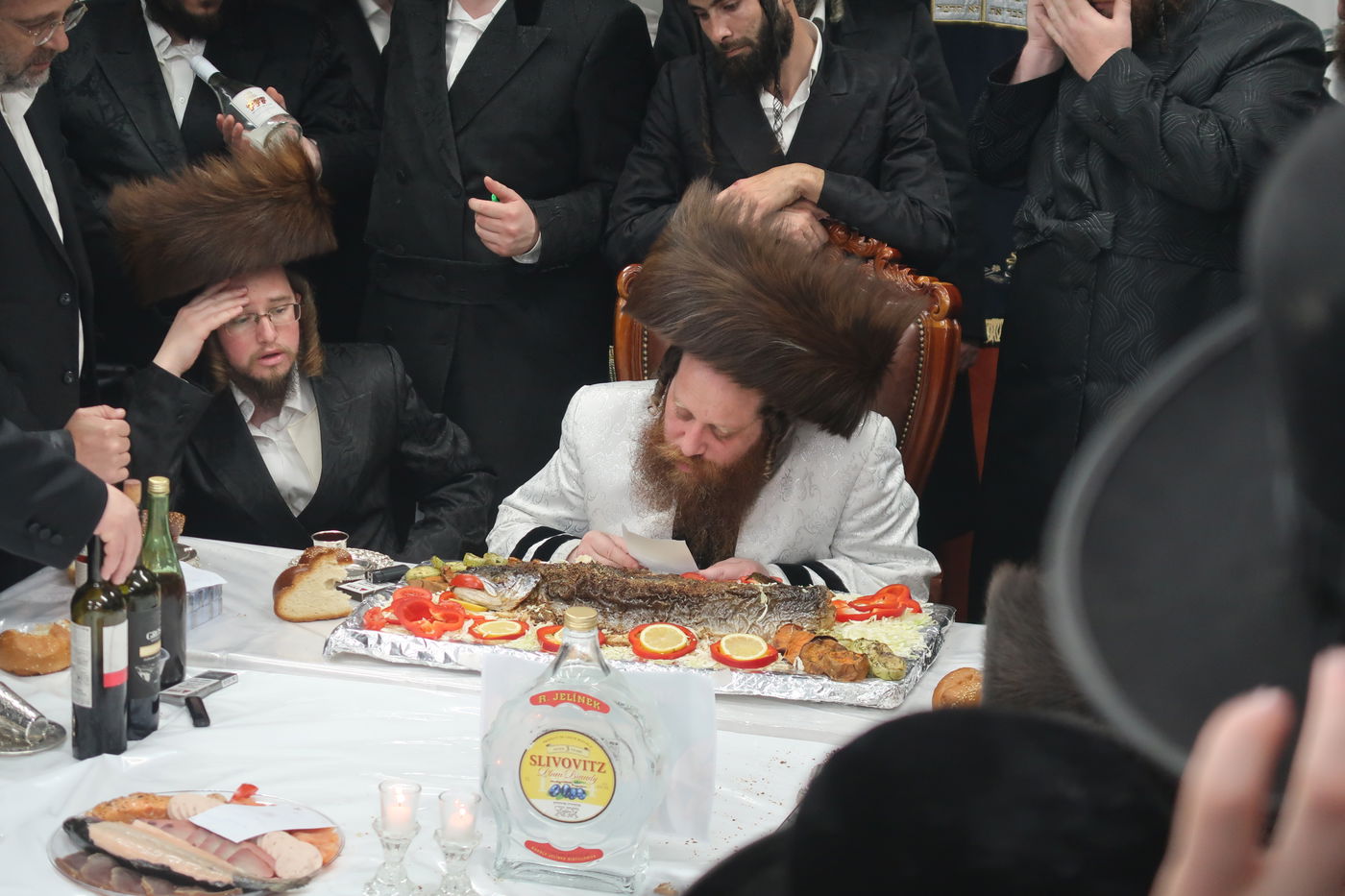 פורים בחצה"ק מיאלען