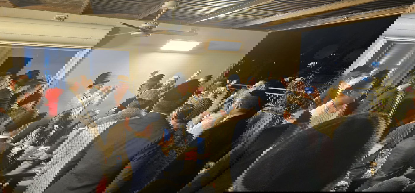 שמחת פורים בביתו של אליהו ארנד