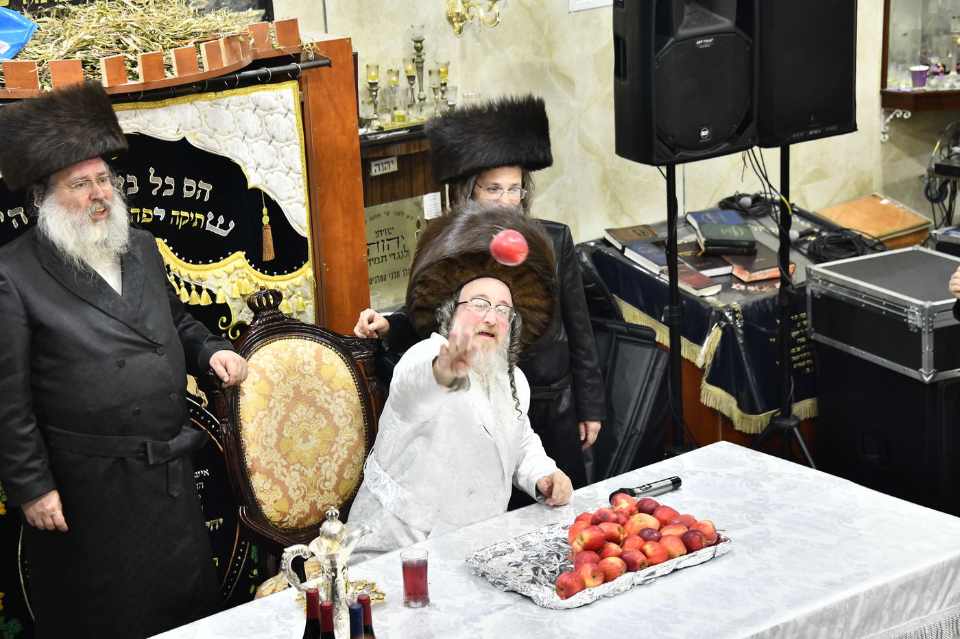 פורים בחצה"ק ביאלה בבני ברק בירושלים