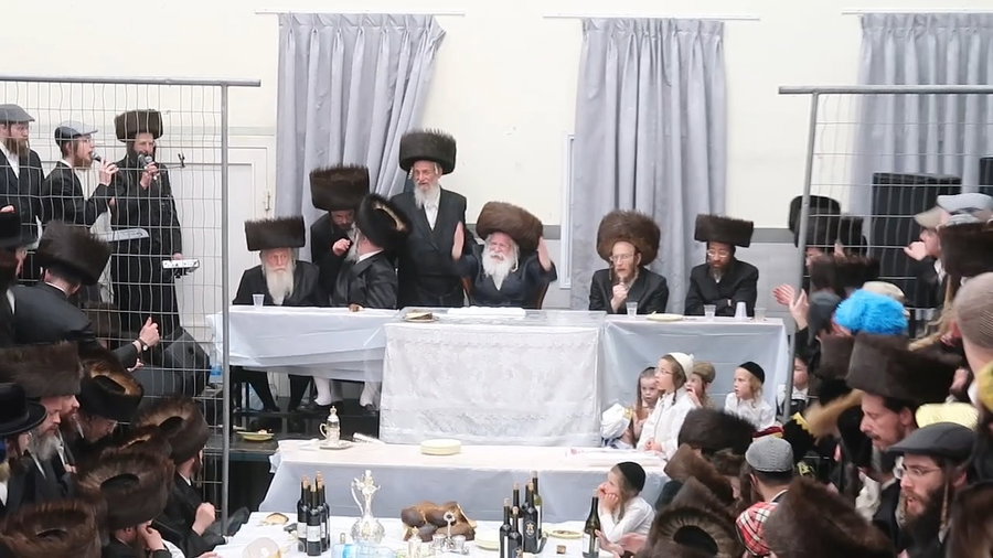 פורים בחצה"ק נדבורנה ירושלים