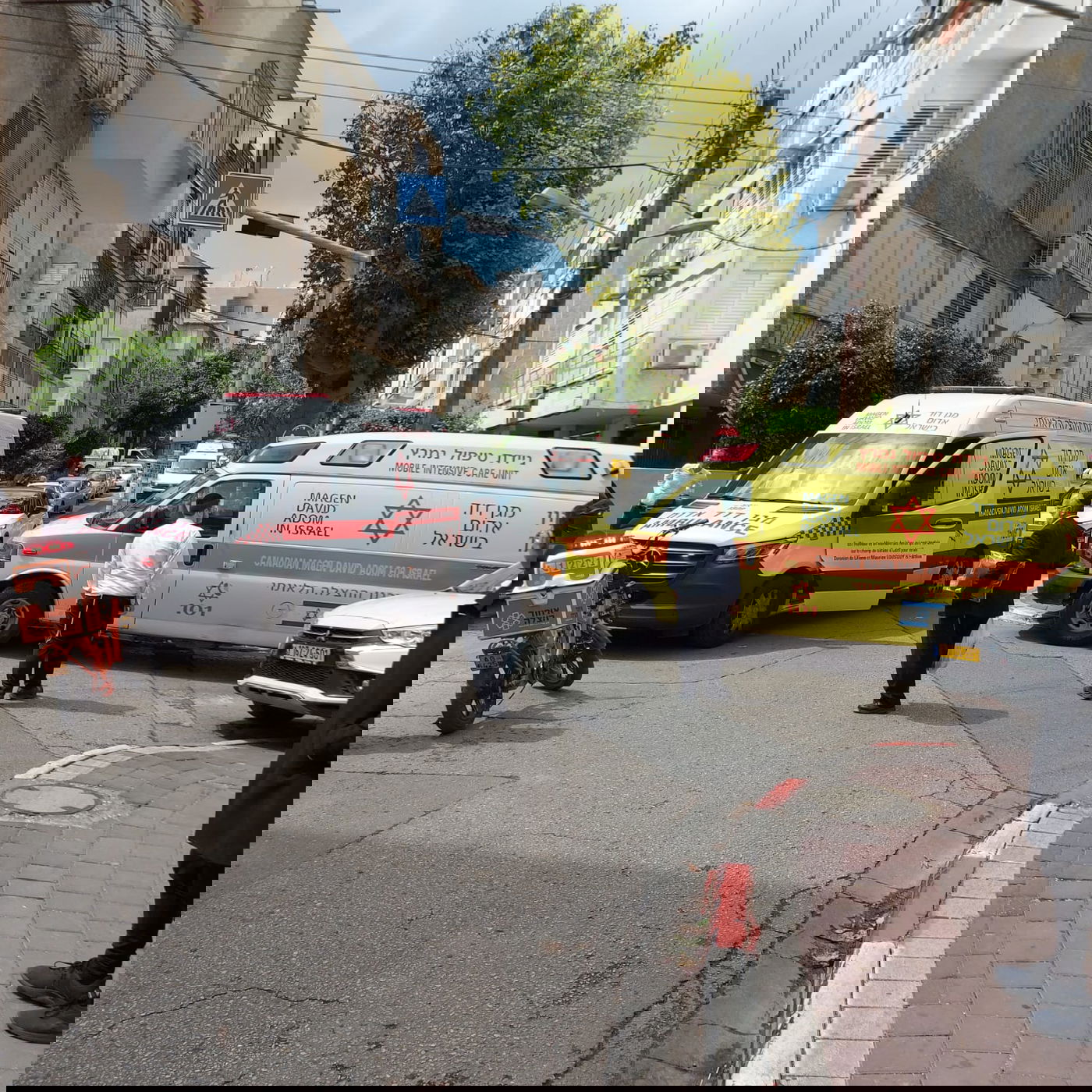 זירת הפיצוץ ברחוב טבריה פינת אהרון דוב