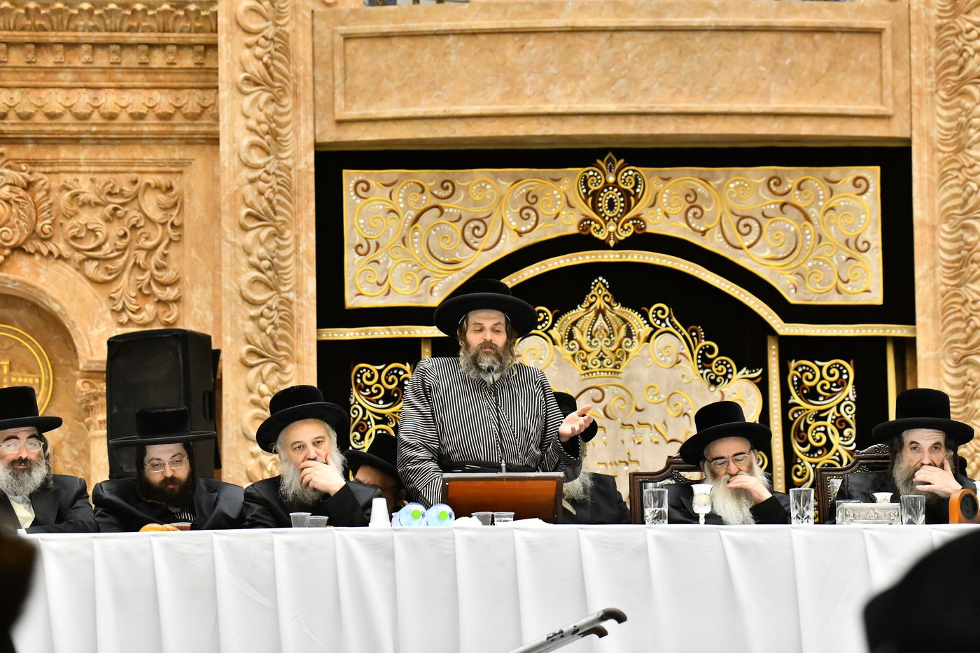 הילולא קדישא בחצה"ק ויז'ניץ