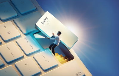 מתחילים קריירה מצליחה ללא ידע מוקדם - רק רצון להצליח!