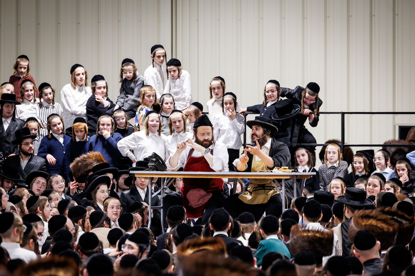 הכנסת ספר תורה לביהמ"ד סאטמר מונסי 