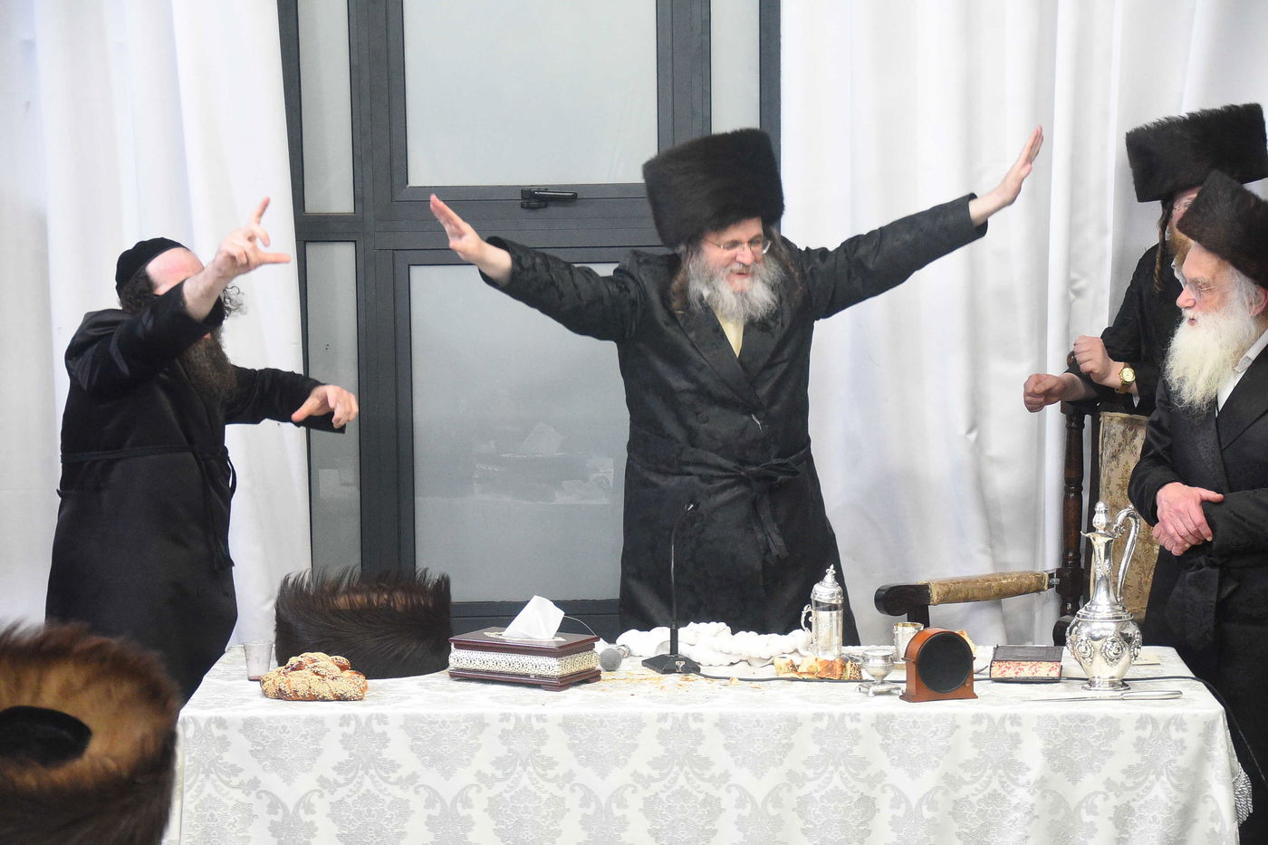 פורים בחצה"ק דינוב ביתר