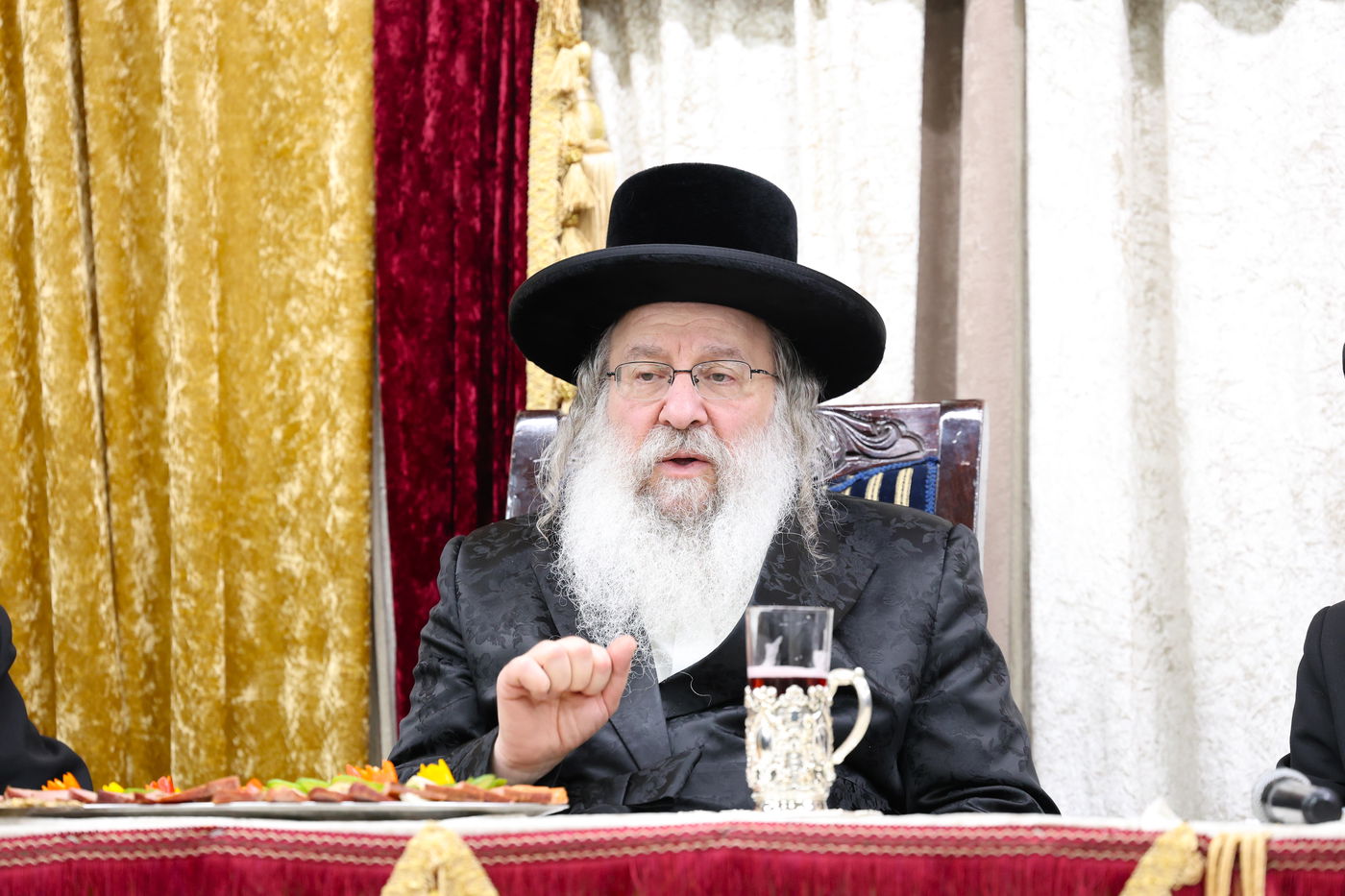 סיום מסכת שבת בישיבת נדבורנה