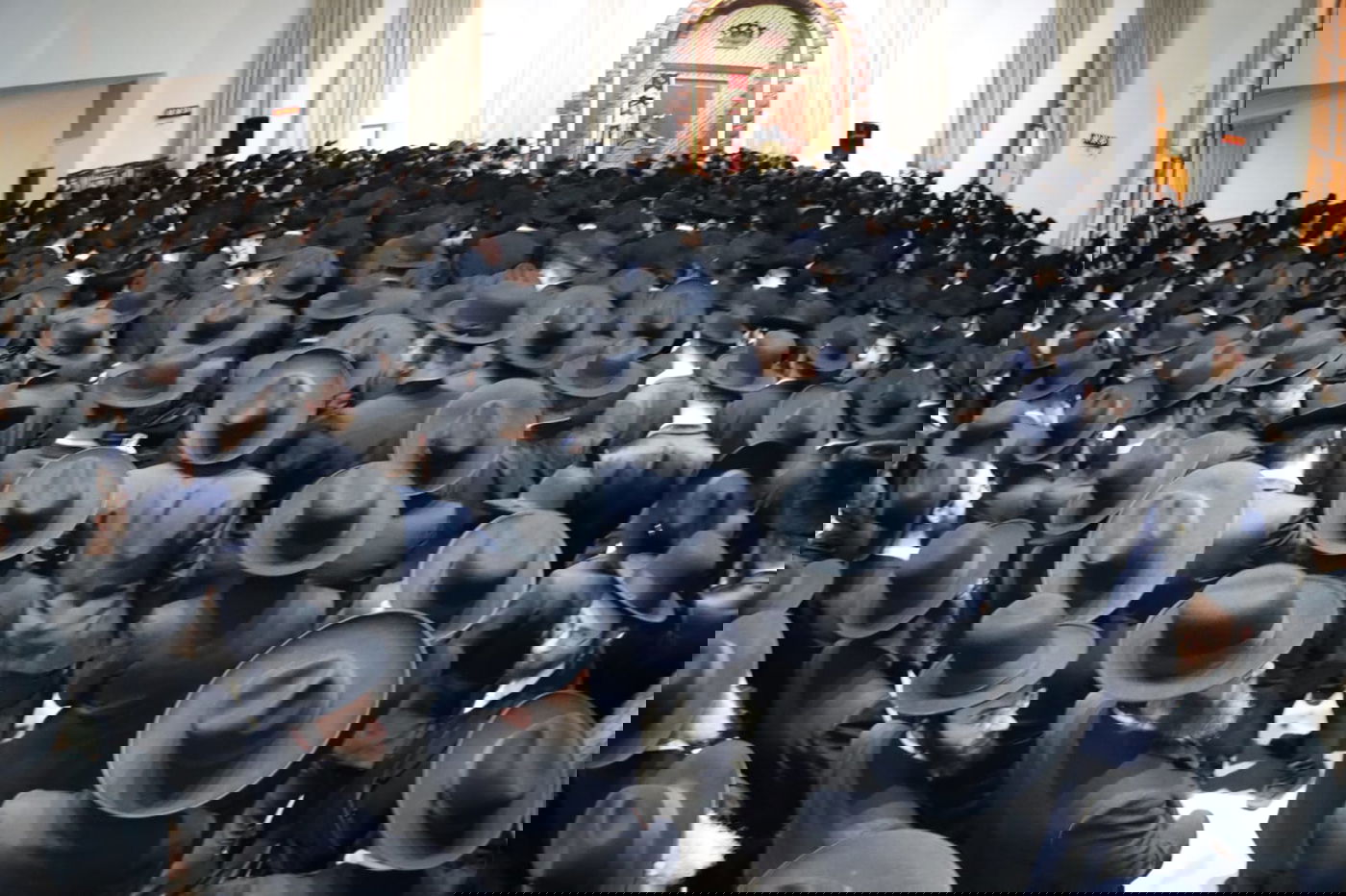  מסע הלוויית הגאון רבי נחמן פלונצ'ק זצ"ל