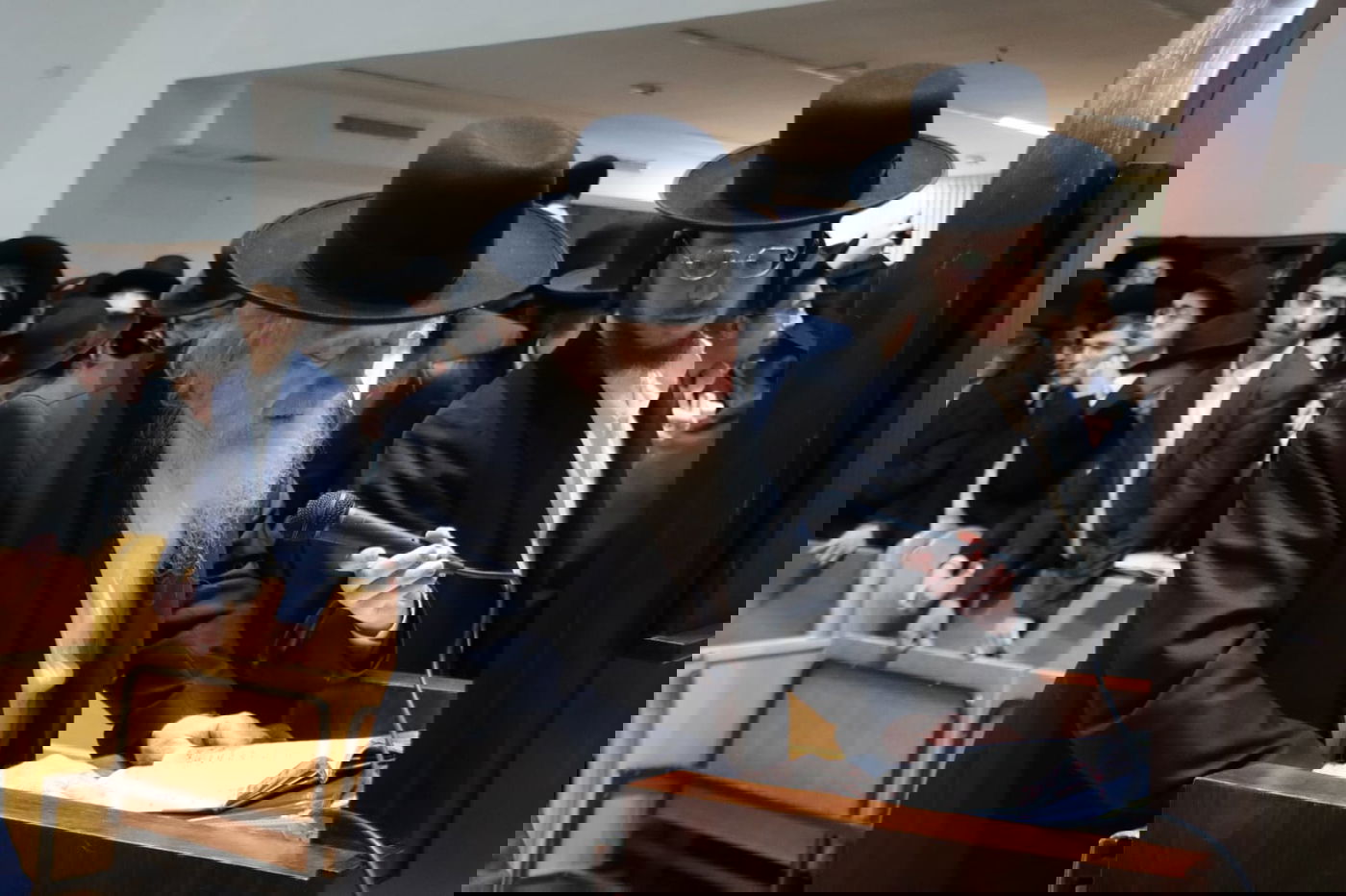  מסע הלוויית הגאון רבי נחמן פלונצ'ק זצ"ל