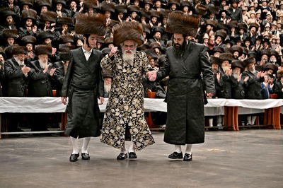 שמחת השבע ברכות בחצה"ק ויזניץ  - פרמישלאן 