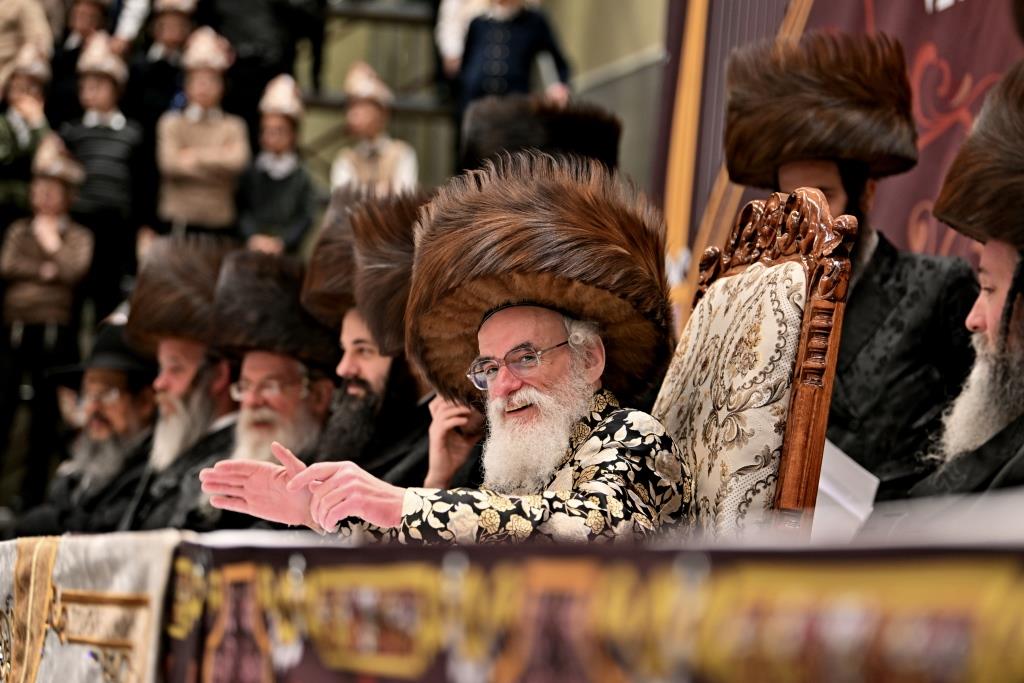 שמחת השבע ברכות בחצה"ק ויזניץ  - פרמישלאן 