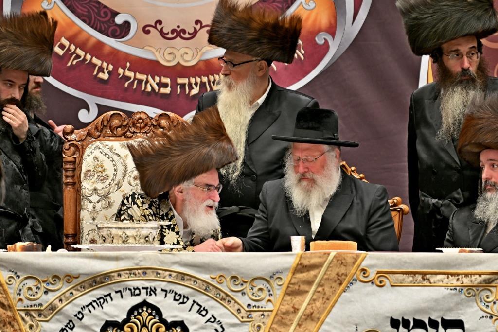 שמחת השבע ברכות בחצה"ק ויזניץ  - פרמישלאן 