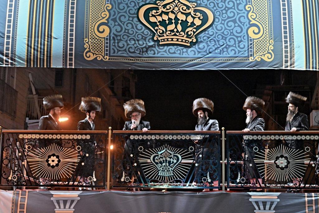 שמחת השבע ברכות בחצה"ק ויזניץ  - פרמישלאן 