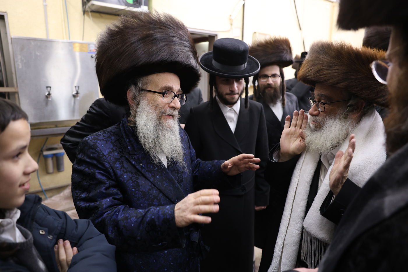 גאב"ד קאלסבורג הגה"צ רבי משה ראטה בהדלקה במירון