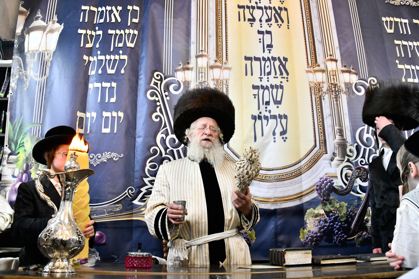 שמחת בית שאץ - אזמרה - זידטשויב- צאנז ירושלים- רמת שלמה