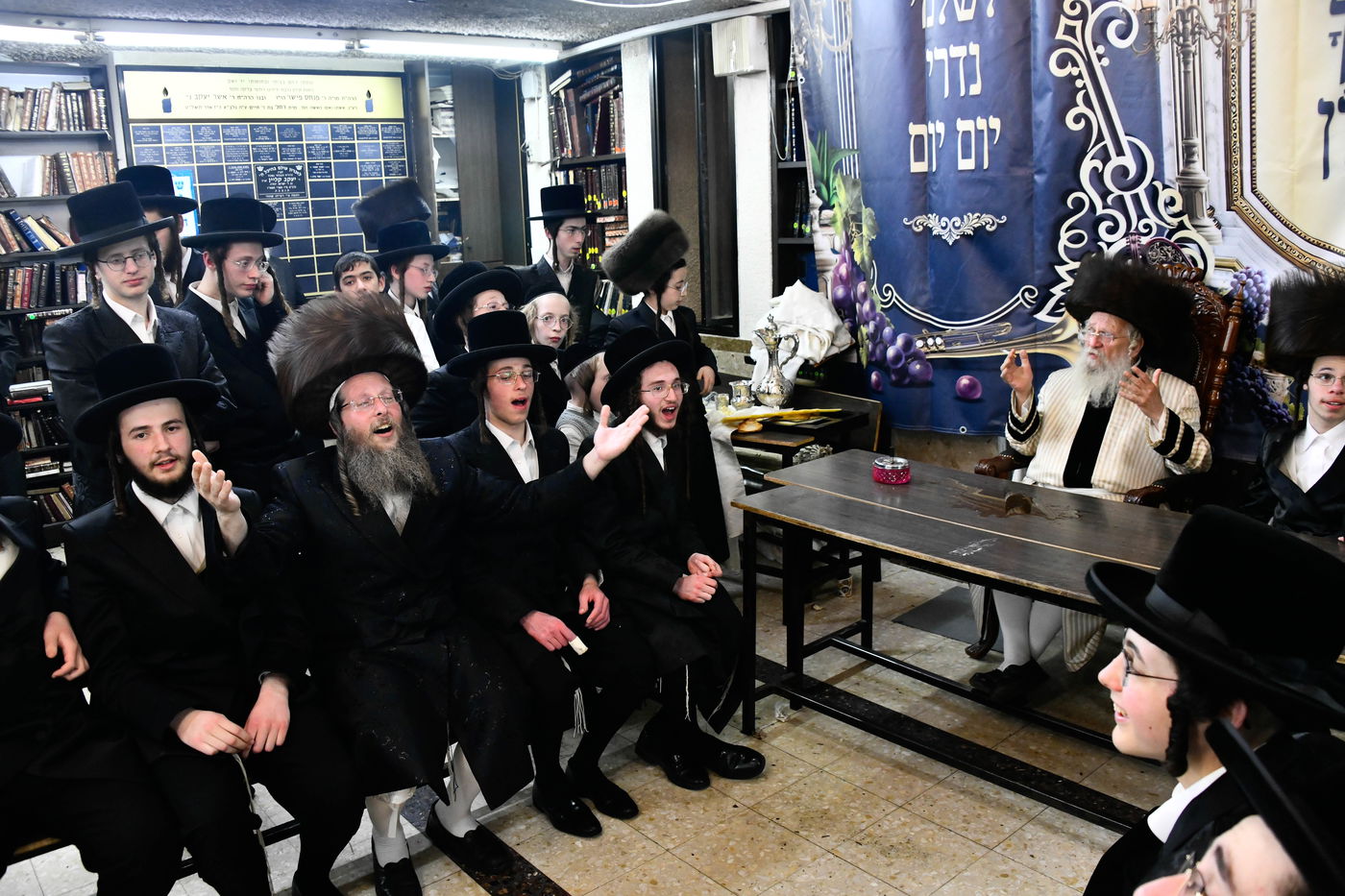 שמחת בית שאץ - אזמרה - זידטשויב- צאנז ירושלים- רמת שלמה