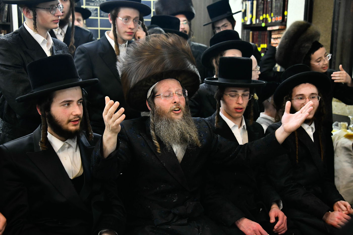 שמחת בית שאץ - אזמרה - זידטשויב- צאנז ירושלים- רמת שלמה