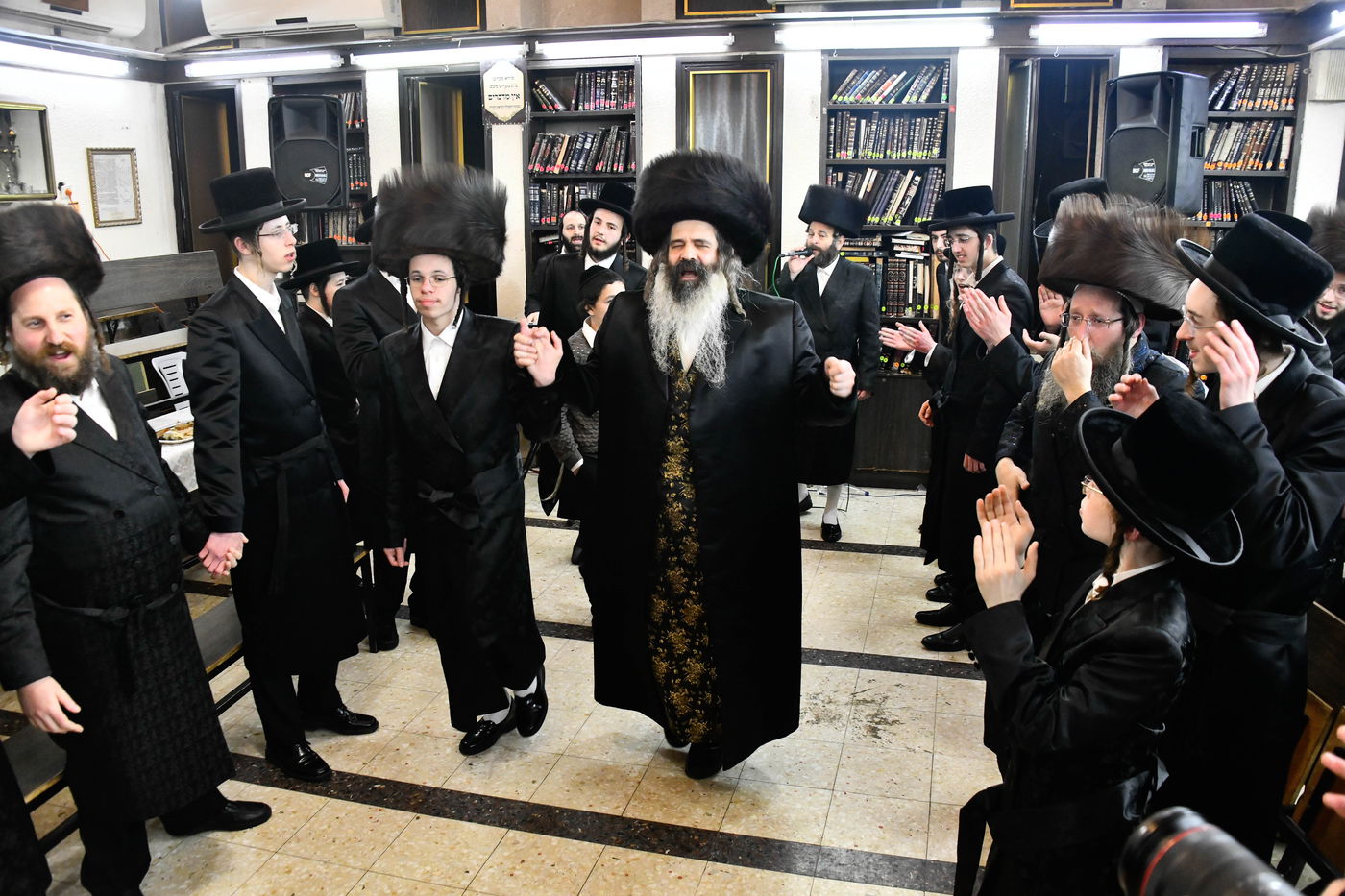 שמחת בית שאץ - אזמרה - זידטשויב- צאנז ירושלים- רמת שלמה