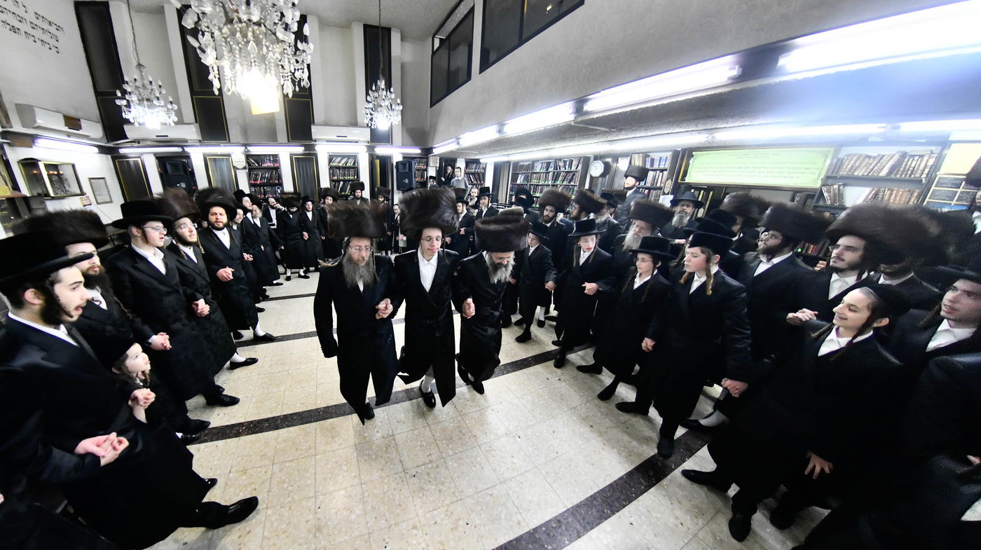 שמחת בית שאץ - אזמרה - זידטשויב- צאנז ירושלים- רמת שלמה