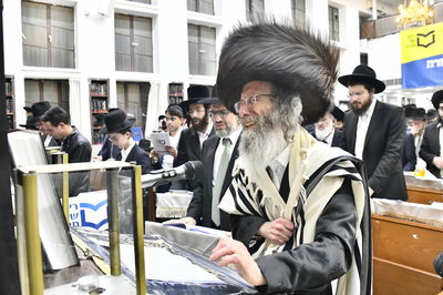 ההמונים זעקו ודמעו לישועה, בשרשרת מעמדות הסגולה של רינה של תורה סביב שלושת ימי הפורים