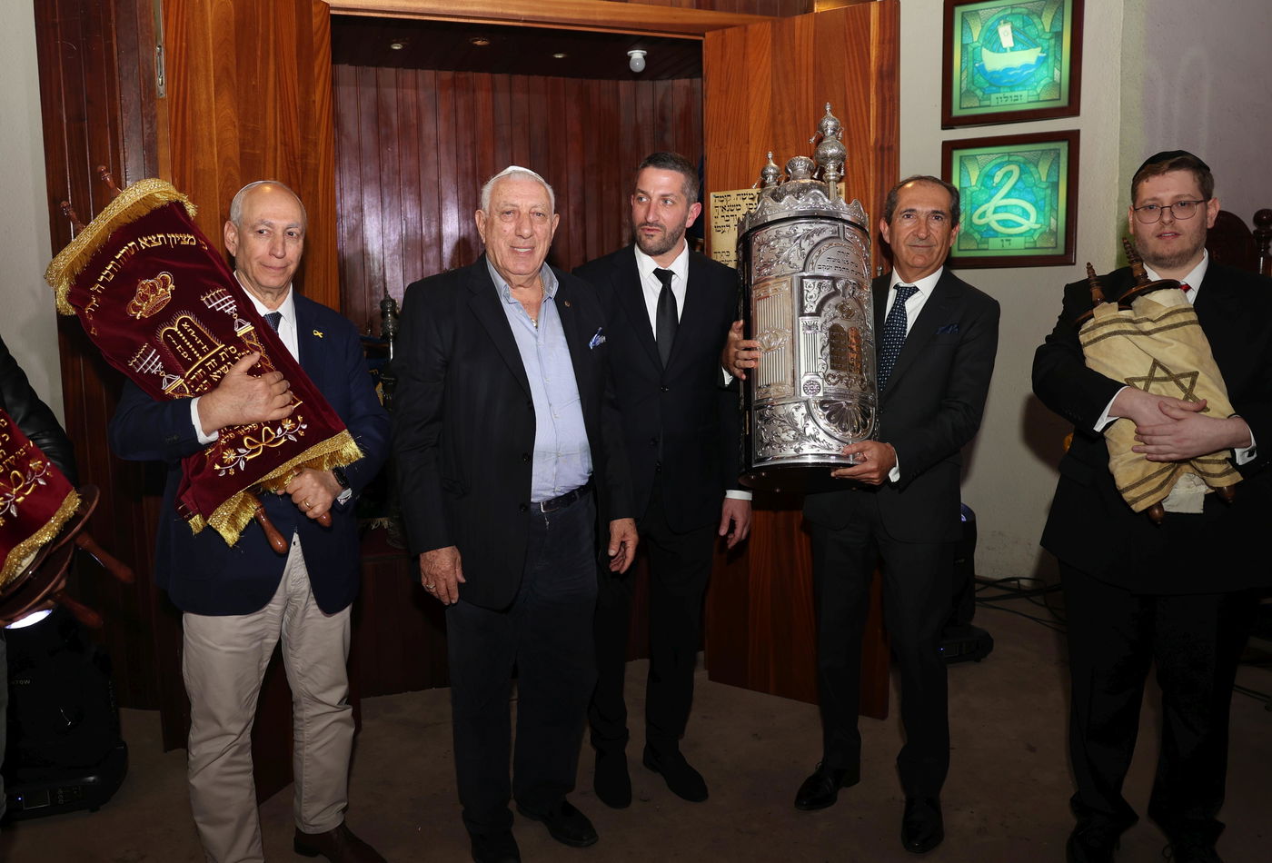  פרידה היסטורית בבית הכנסת הגדול בתל- אביב