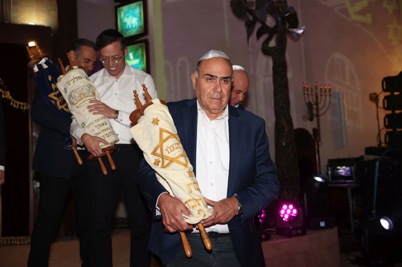  פרידה היסטורית בבית הכנסת הגדול בתל- אביב