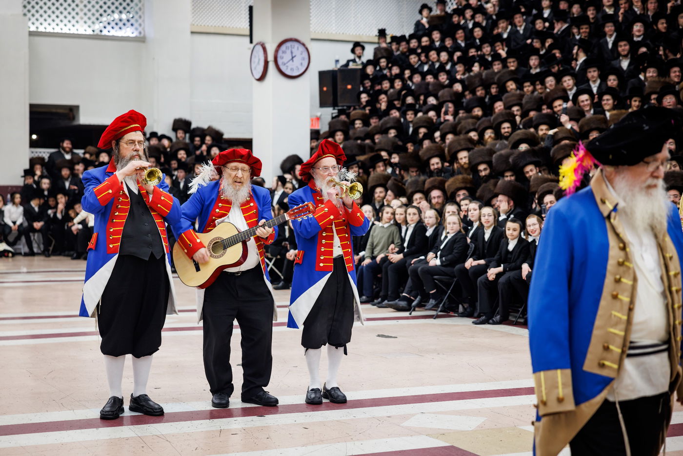 שמחת נישואי נכדת האדמו"ר מבאבוב 45