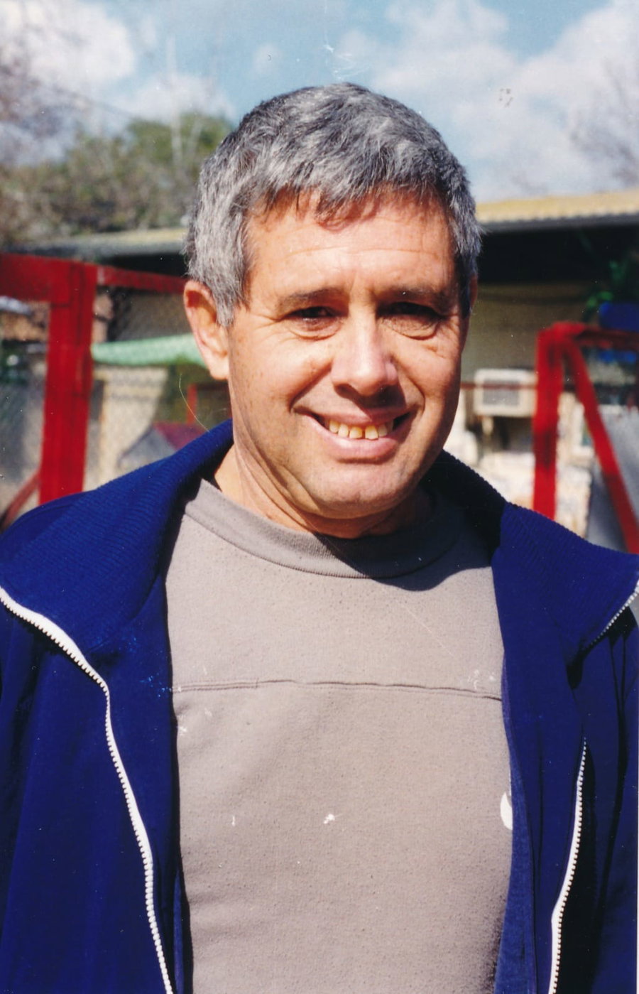 משה (מוסה) חיים הורן הי"ד, מקיבוץ הזורע, אב ל- 4, וסב ל- 10 נכדים הוא הנרצח בפיגוע הקשה היום ליד יקנעם